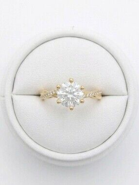 10K Gold 1ct Moissanite Solitaire Engagement Ring [5"]